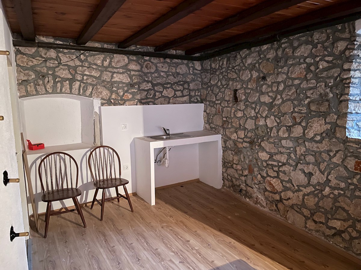 Casa in pietra ristrutturata nel centro di Jelsa a Hvar