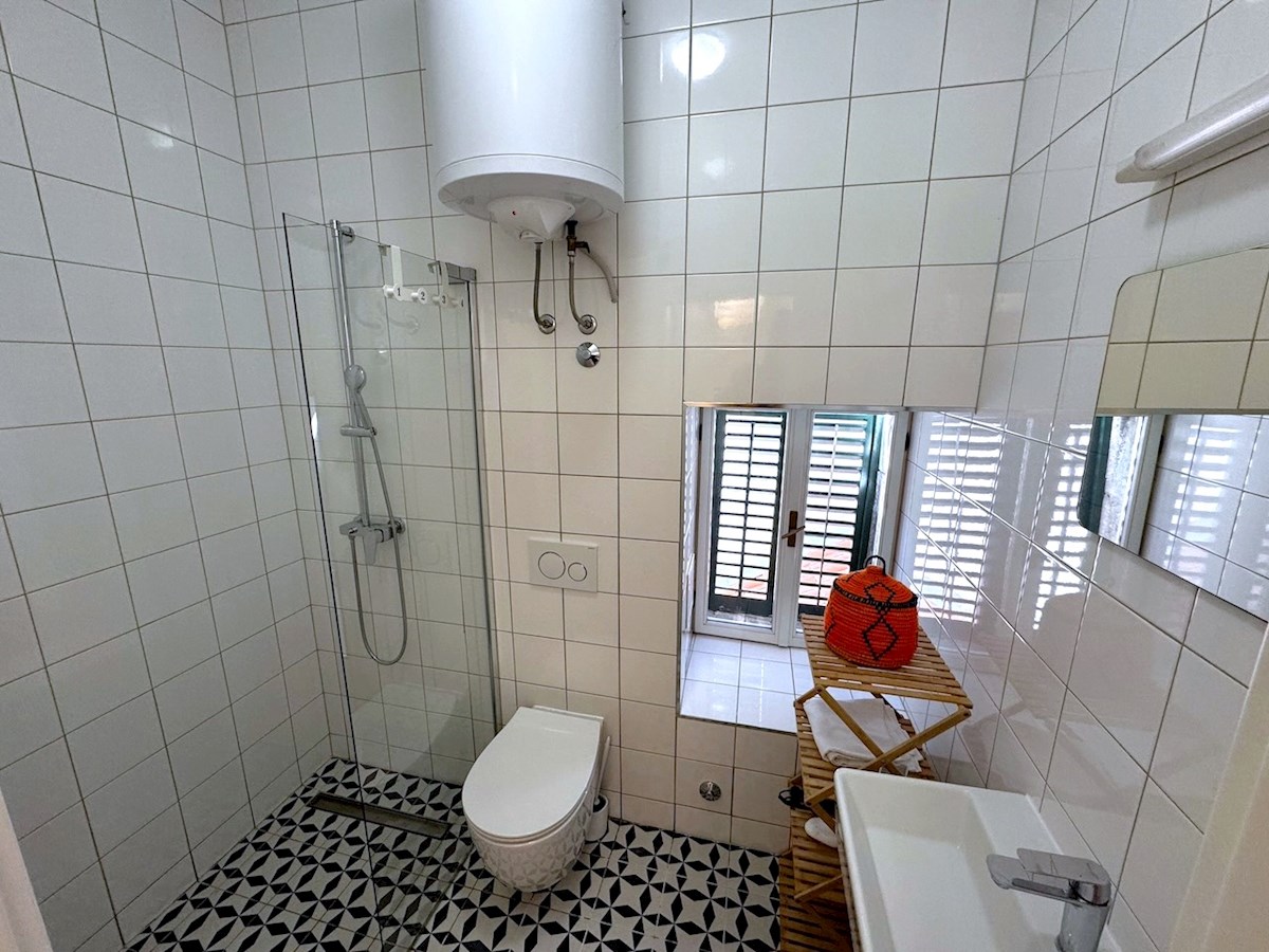 Appartamento nel centro di Hvar | 3 camere da letto, 2 bagni e spazio esterno, Isola Hvar