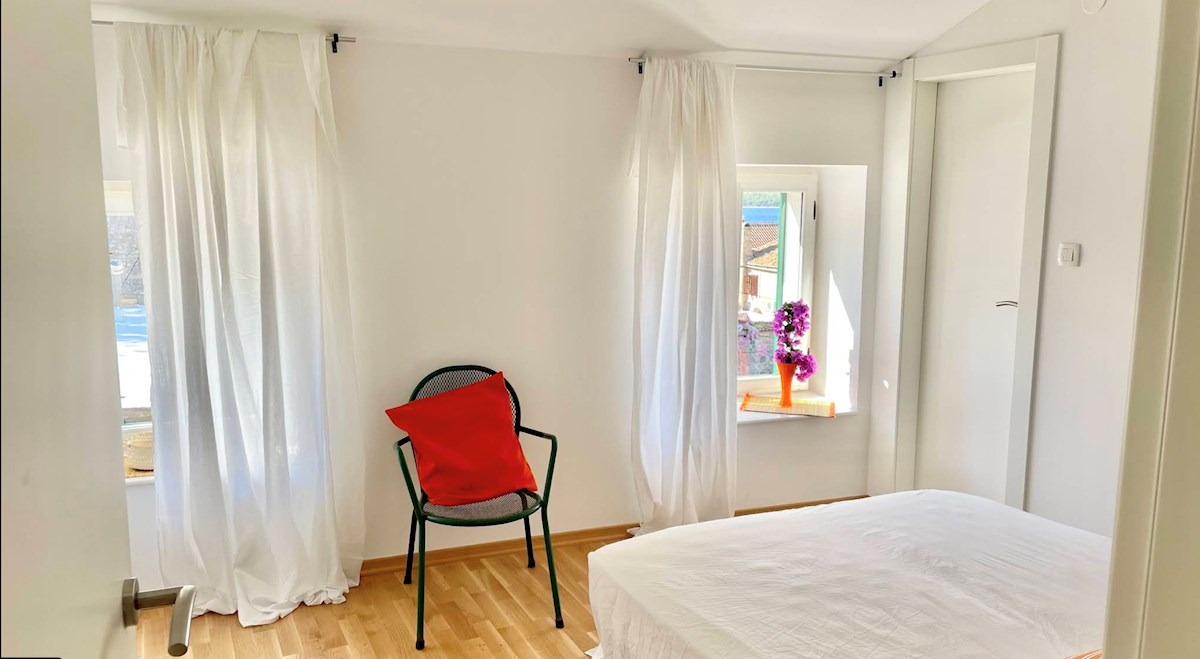 Appartamento nel centro di Hvar | 3 camere da letto, 2 bagni e spazio esterno, Isola Hvar