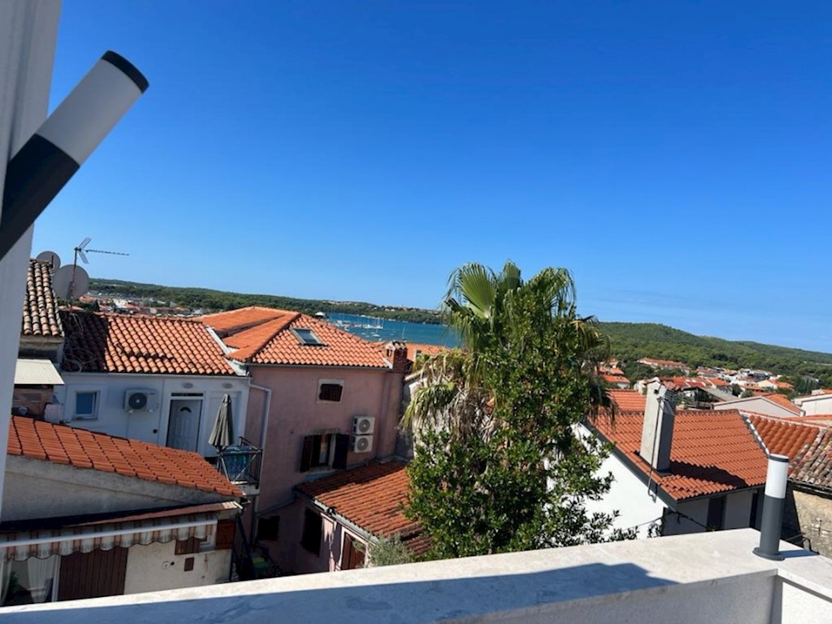 Casa Medolino, casa con 2 appartamenti