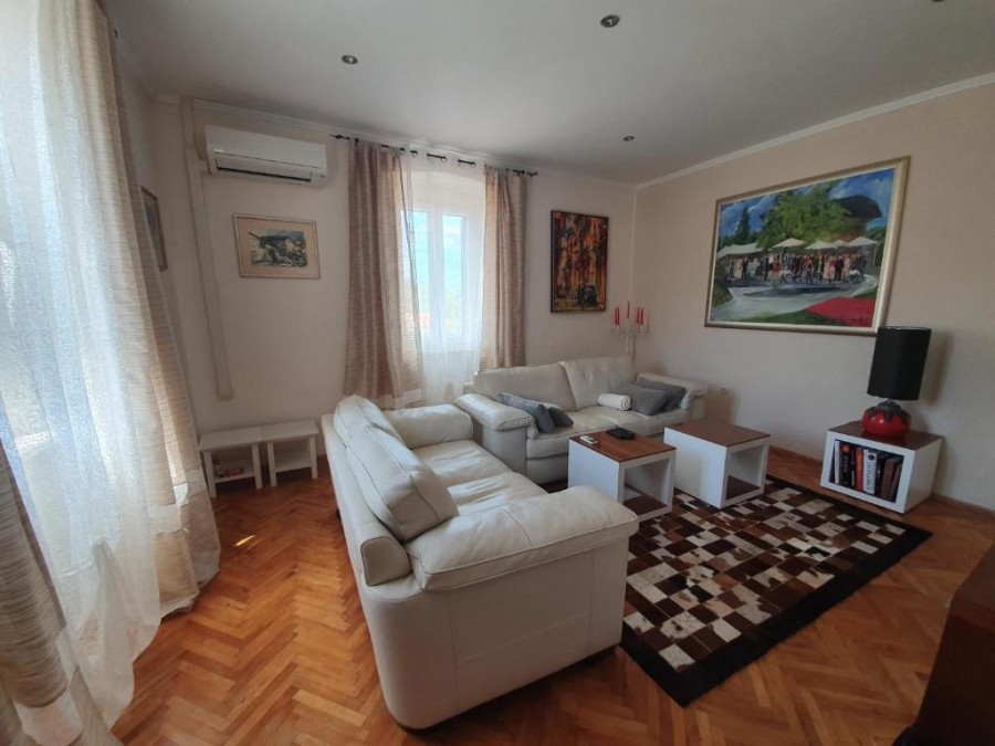 Casa Medolino, centro, casa con piscina!!!