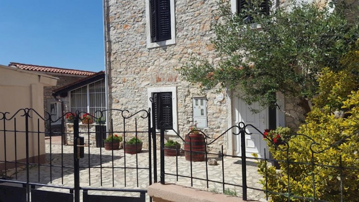 Casa Medolino, centro, casa con piscina!!!
