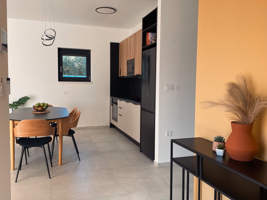 Casa Pomer, ein wunderschönes Haus mit Pool und Blick auf das Meer.