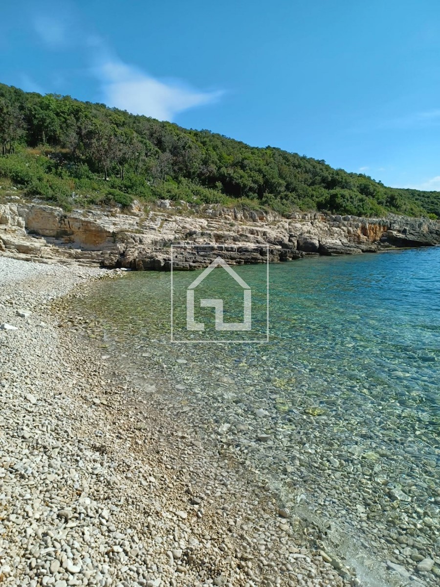 Terreno Peruški, terreno edificabile con progetto e permesso di costruire.