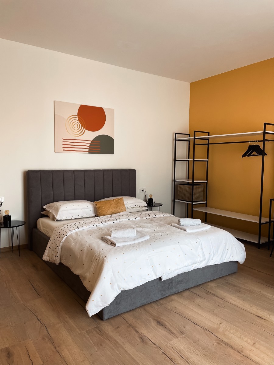 Casa Pomer, bella casa bifamiliare con piscina.