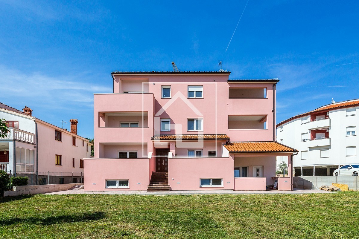 Casa Medolino, condominio con 7 appartamenti