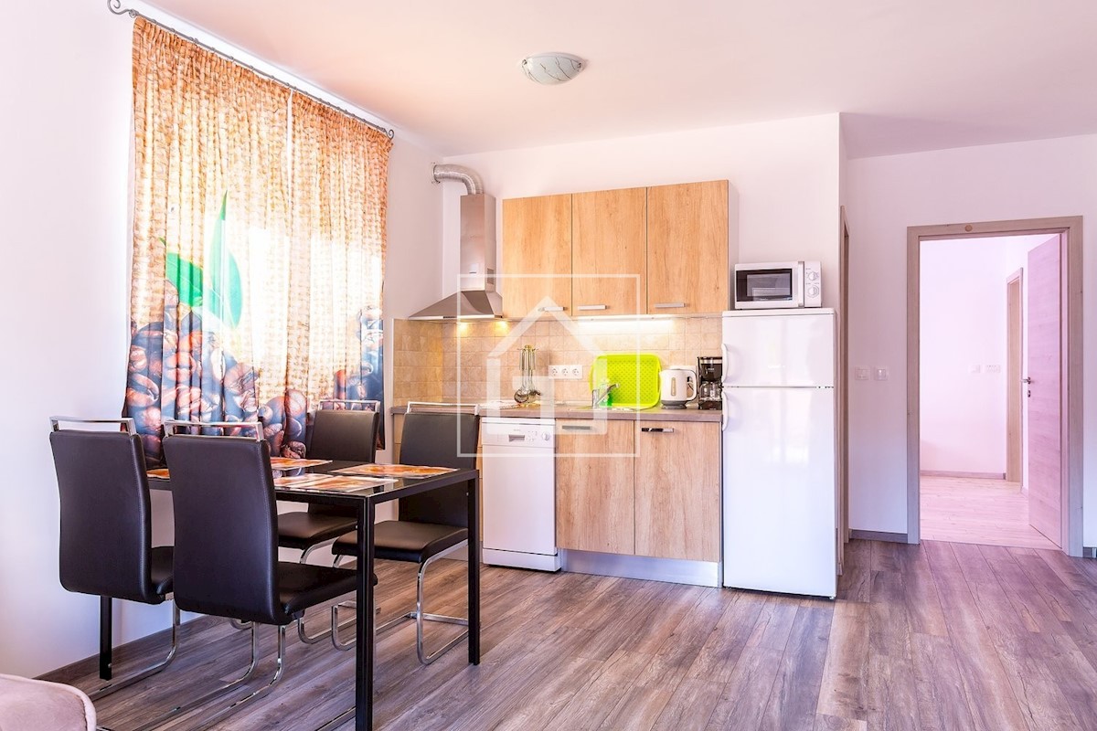 Casa Medolino, condominio con 7 appartamenti