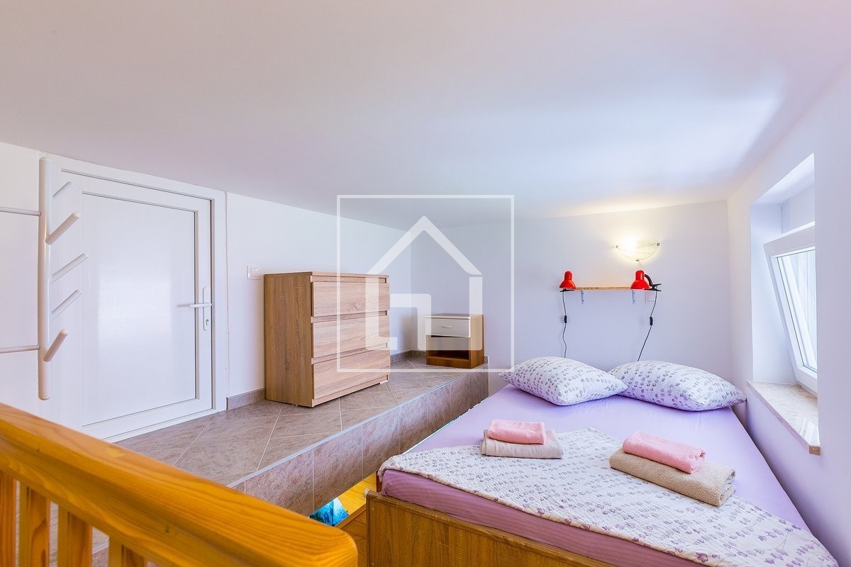 Casa Medolino, condominio con 7 appartamenti