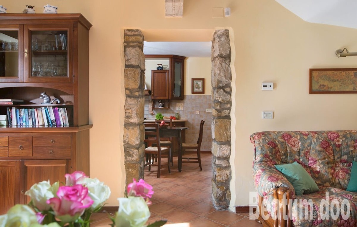 Villa rurale indipendente , Momjan