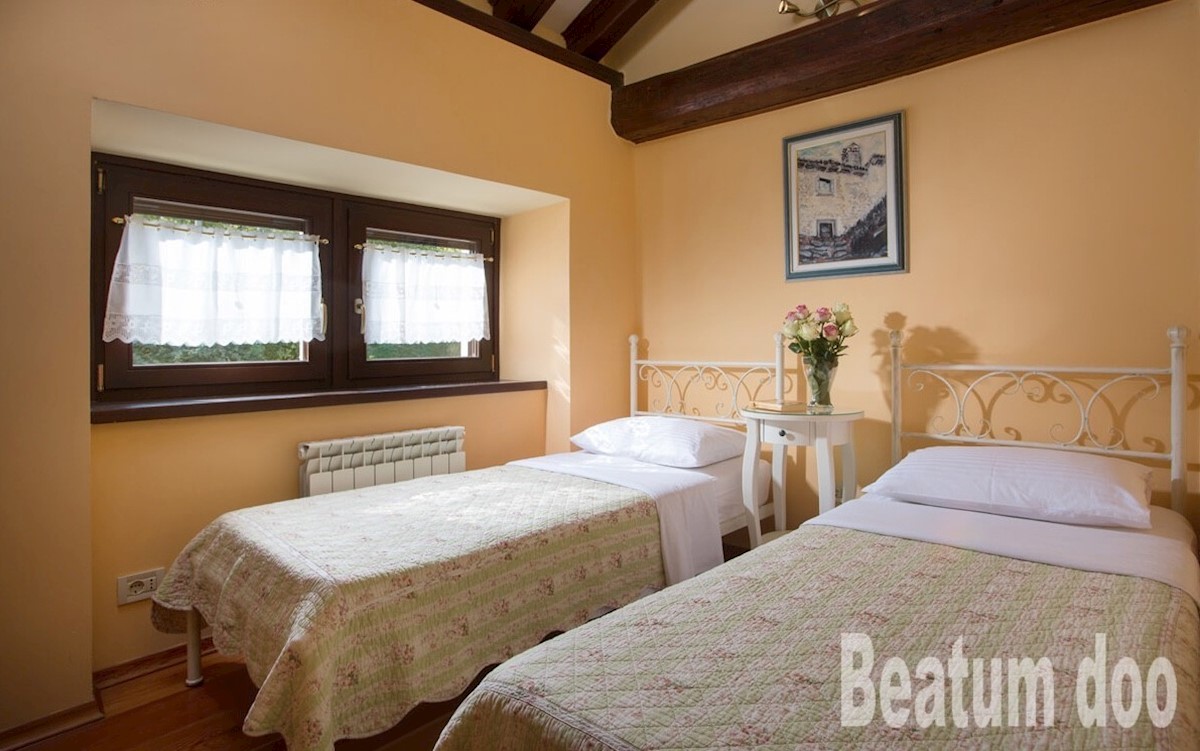 Villa rurale indipendente , Momjan