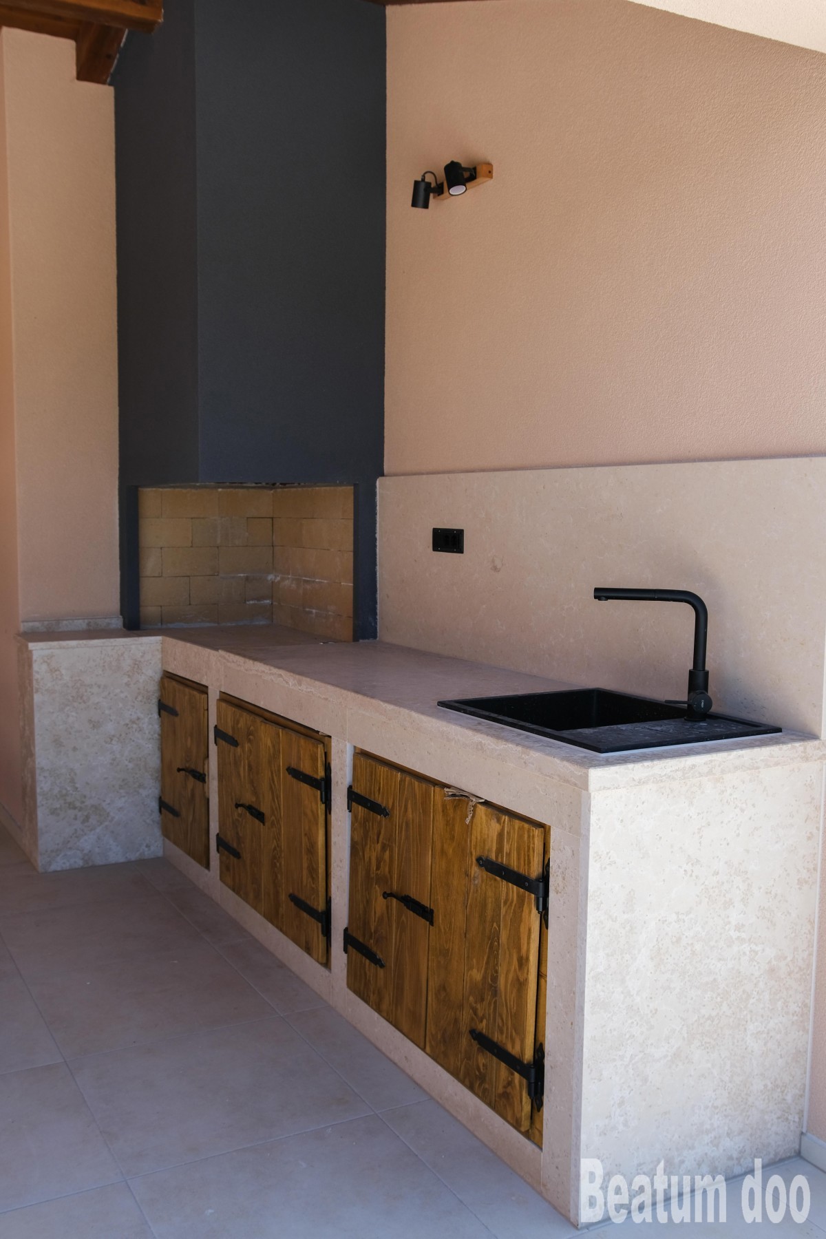 Casa di nuova costruzione con piscina nell'entroterra dell'Istria