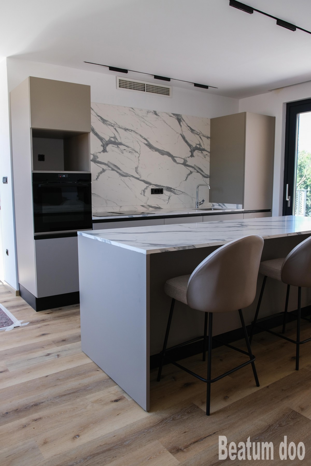 Casa di nuova costruzione con piscina nell'entroterra dell'Istria