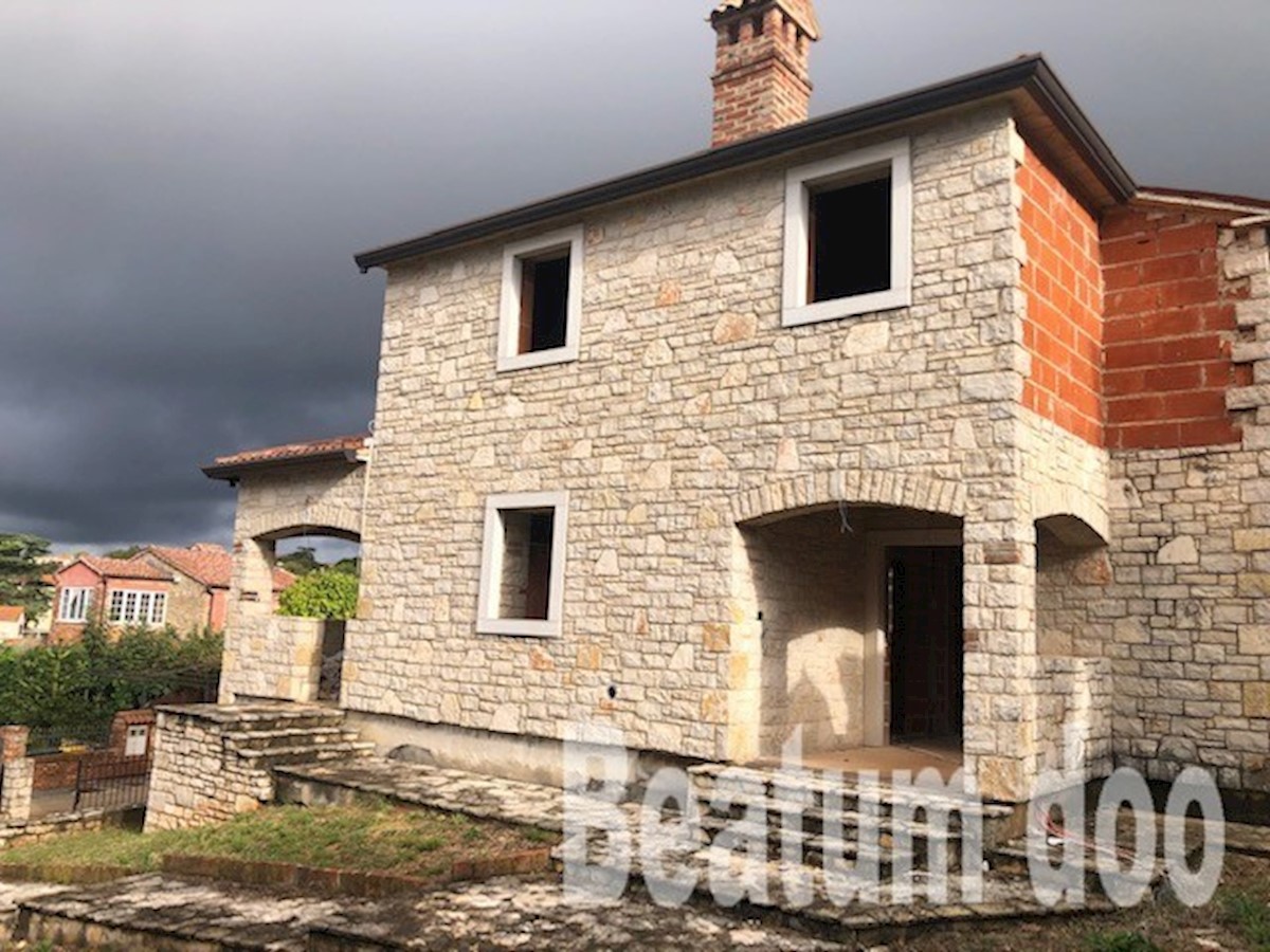 Casa in ROH BAU Fase con vista mare