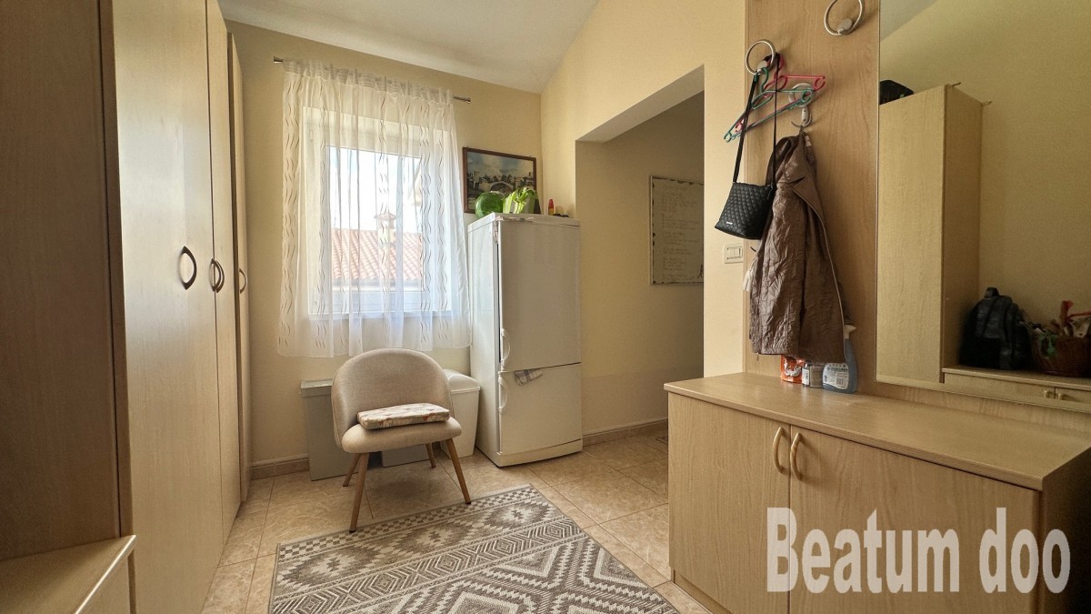 Appartamento al secondo piano, vista mare, Cittanova