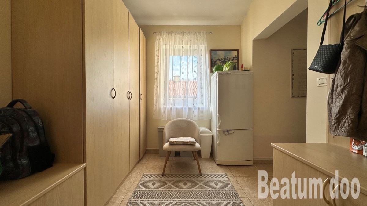 Appartamento al secondo piano, vista mare, Cittanova