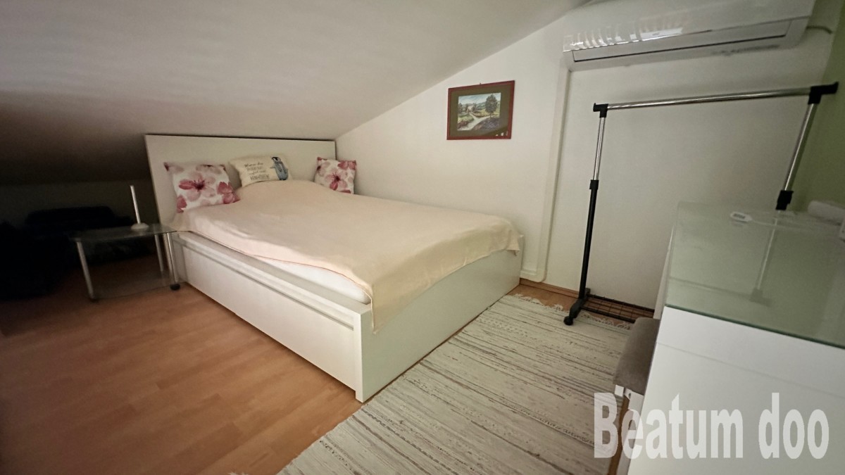 Appartamento al secondo piano, vista mare, Cittanova