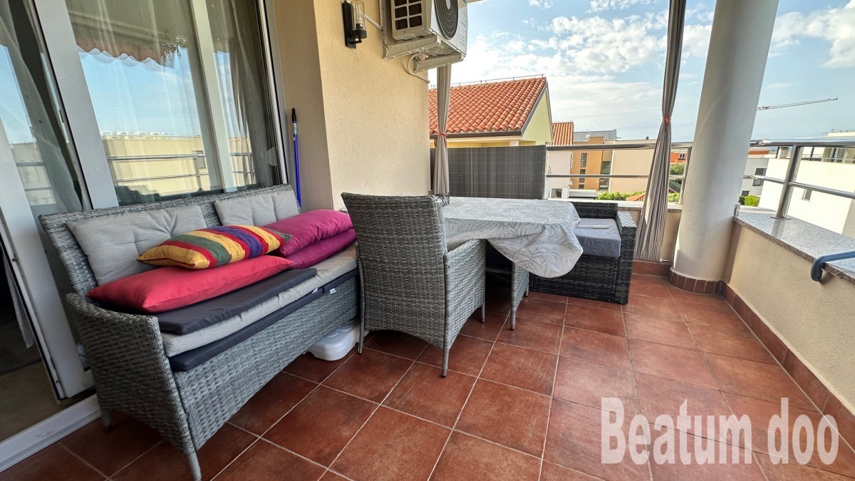 Appartamento al secondo piano, vista mare, Cittanova