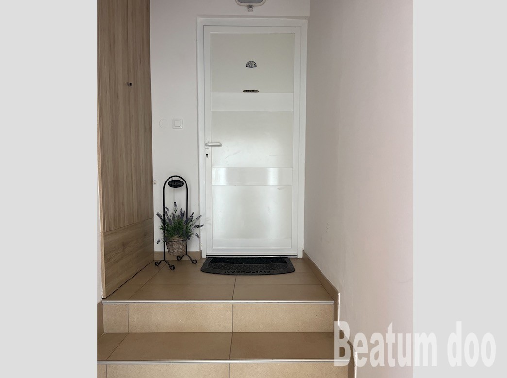 Appartamento con tre camere da letto e ampio balcone a Mareda