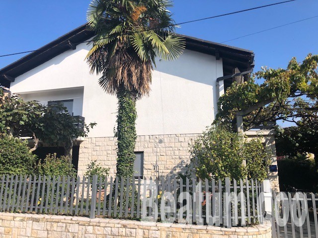 Casa familiare a Karpinjan, Novigrad