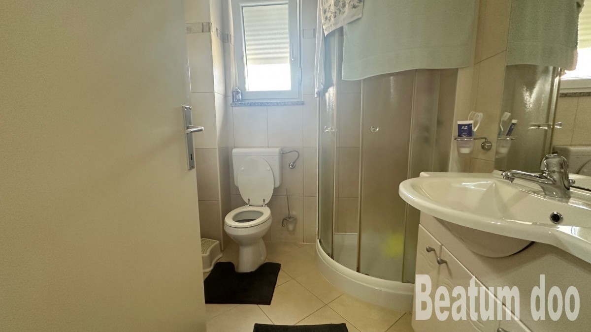 Appartamento in vendita con vista mare