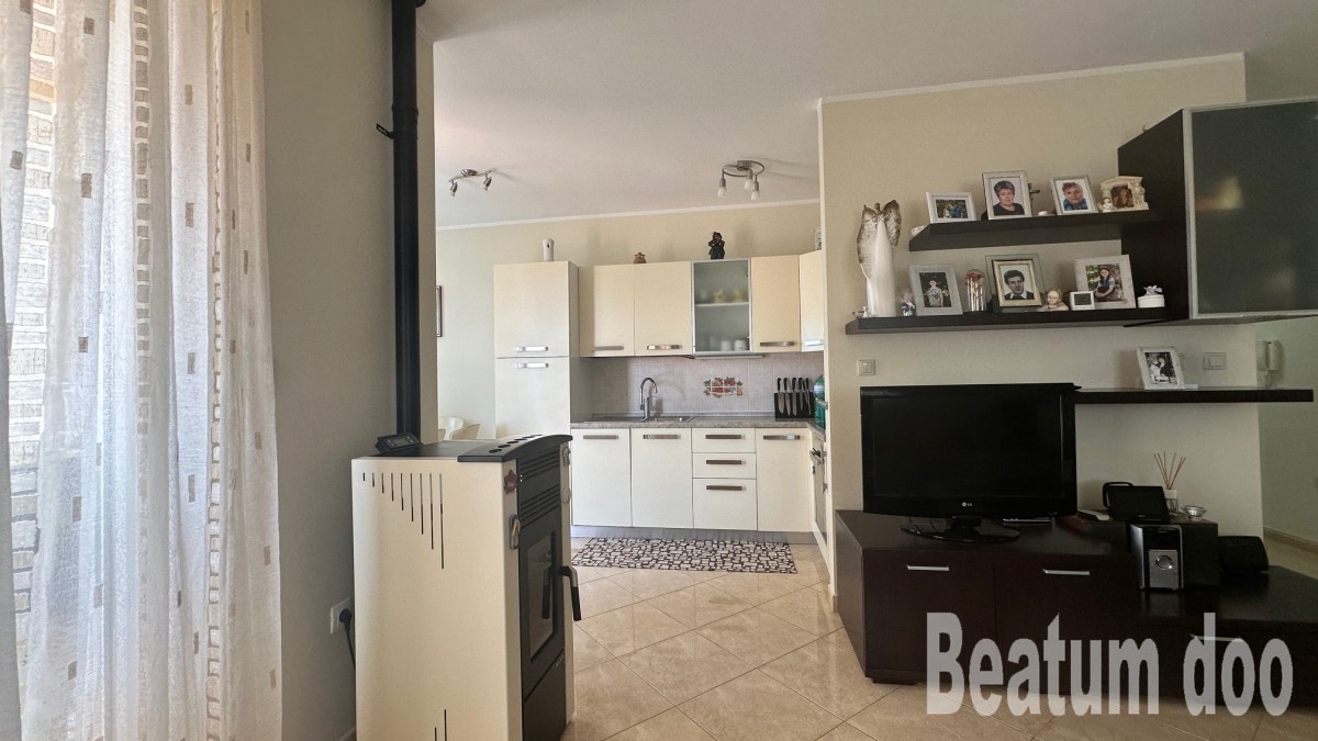 Appartamento in vendita con vista mare