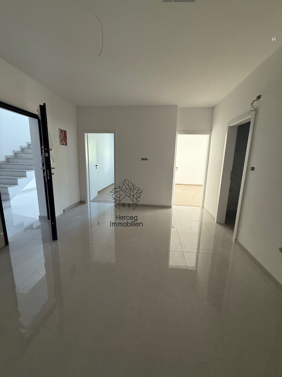 MEDULIN – Appartamento moderno con due camere da letto