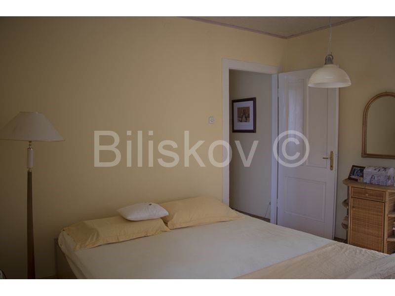 TROGIR - CENTER - area of Čiovo, 5 minute walk from the town center and all amenities