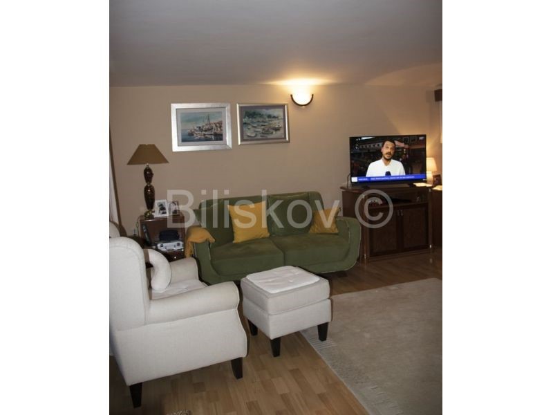 TROGIR - CENTER - area of Čiovo, 5 minute walk from the town center and all amenities