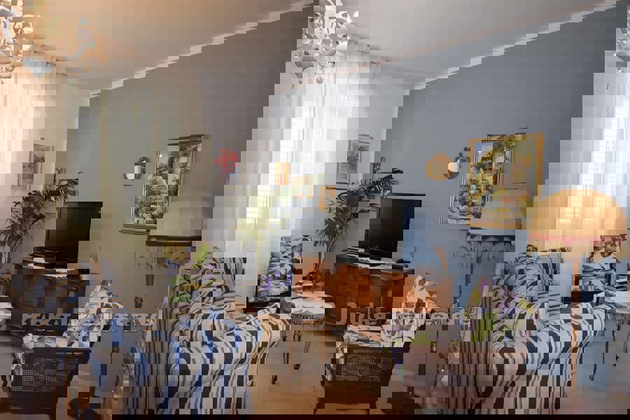 Proprietà unica proprio sul lungomare