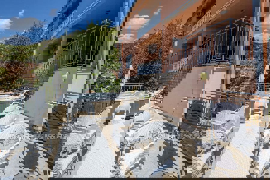 Affascinante casa in prima fila al mare