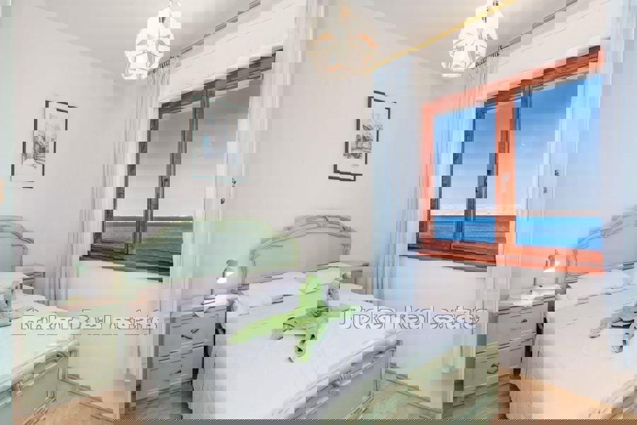 Affascinante casa in prima fila al mare