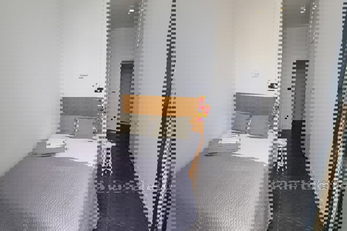 Villa con piscina in prima fila al mare