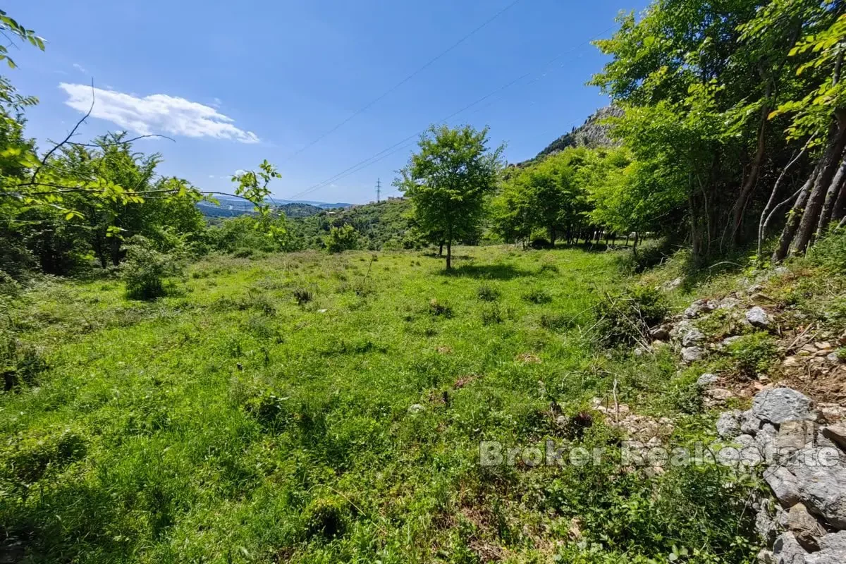 Terreno edificabile con vista aperta