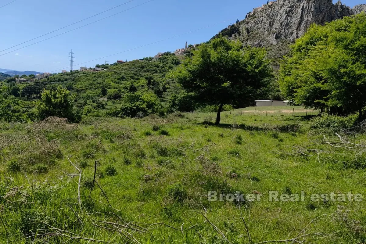 Terreno edificabile con vista aperta