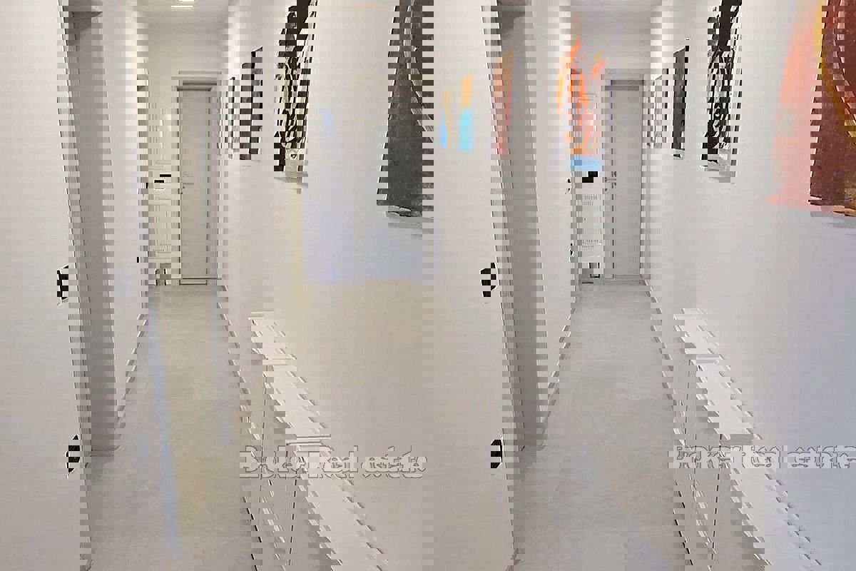 Una bellissima villa con vista sul mare