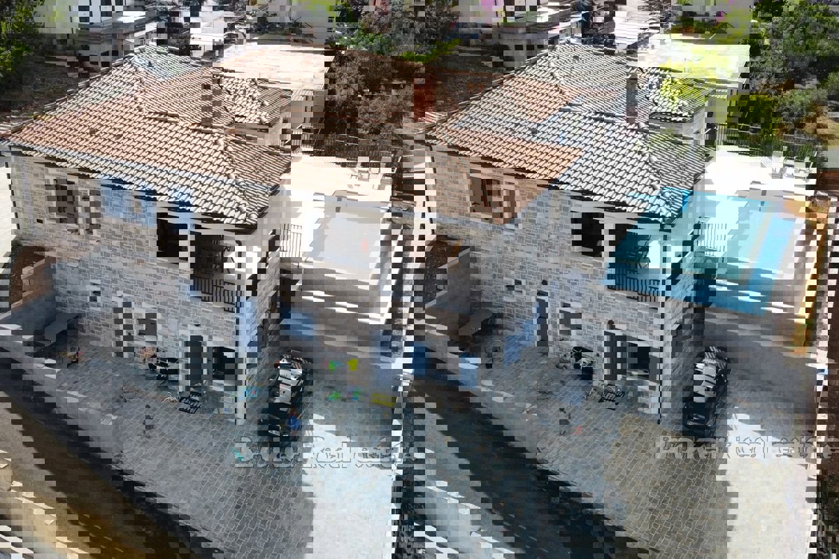 Una bellissima villa con vista sul mare