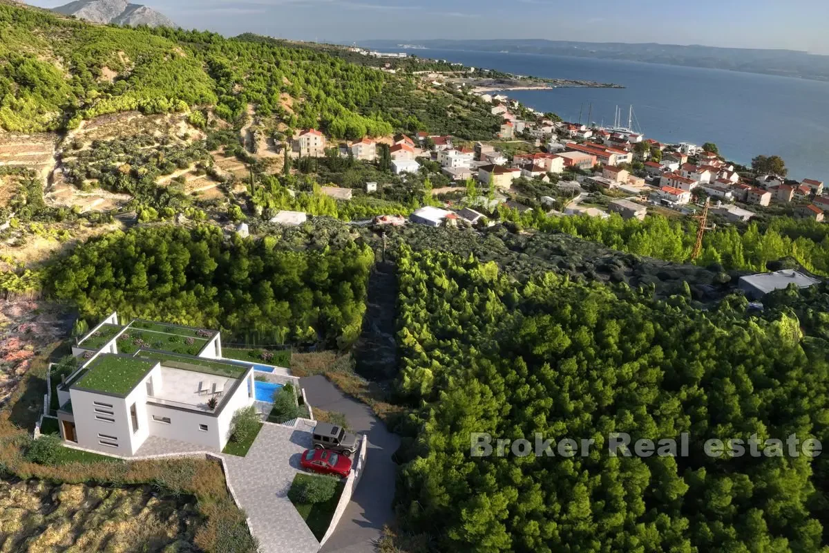 Villa moderna con vista mare