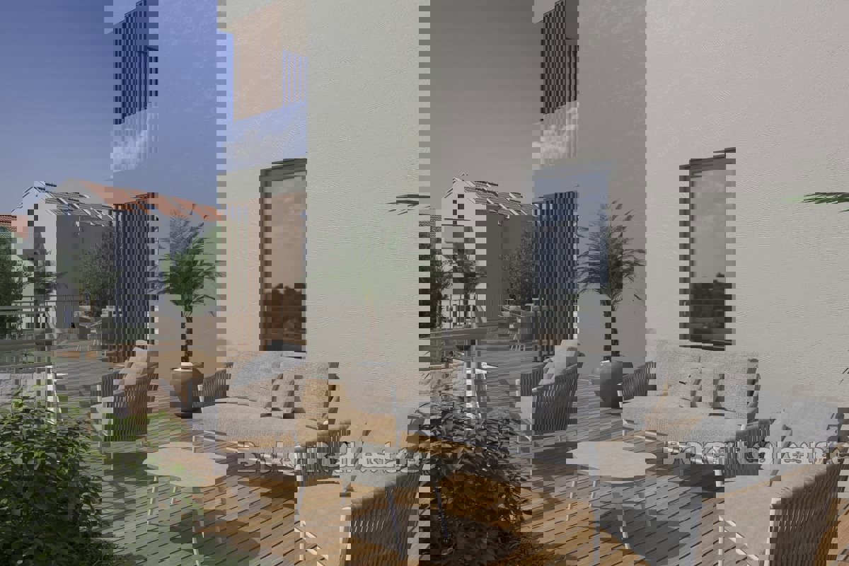 Moderna nuova costruzione in zona tranquilla