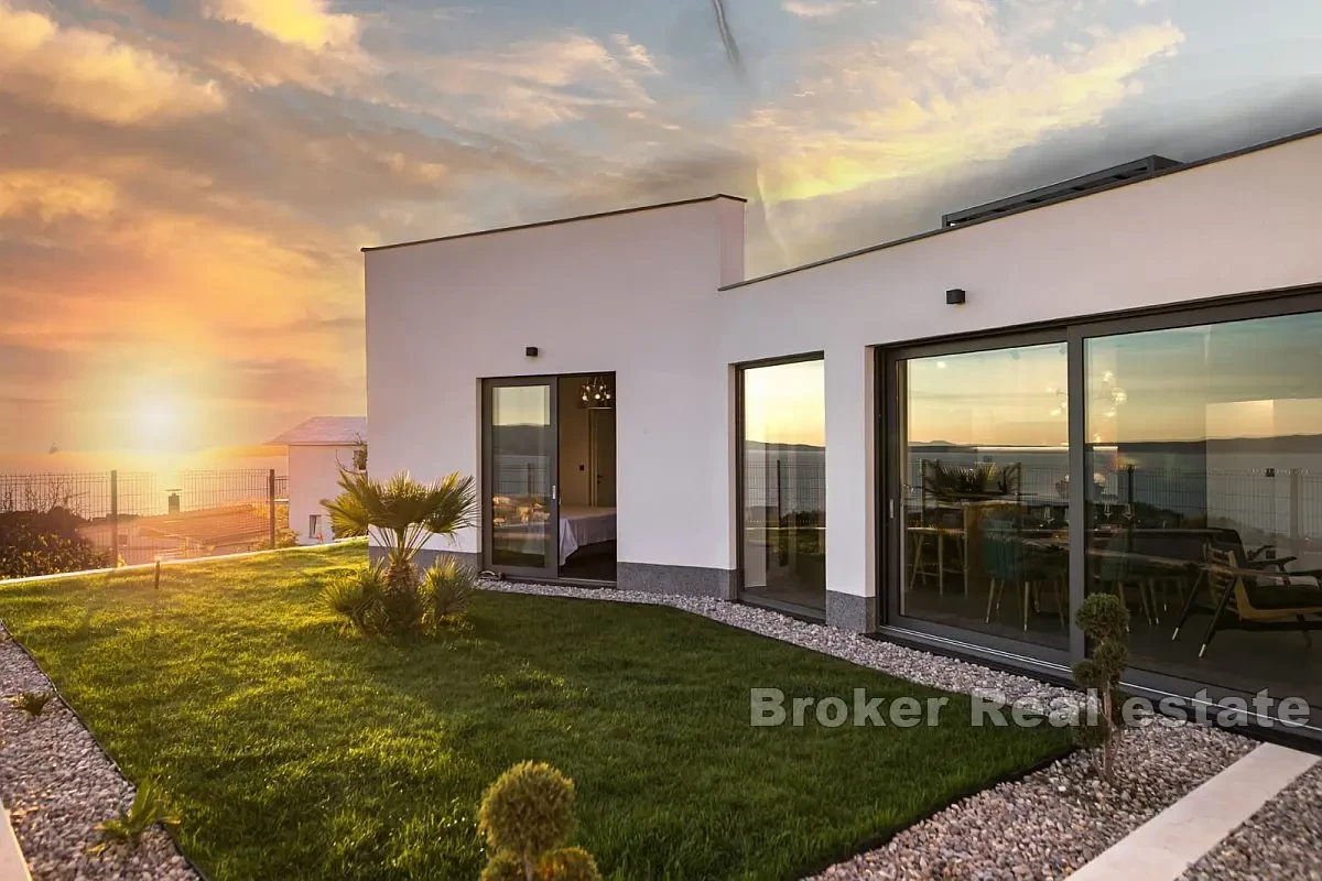 Casa indipendente con vista panoramica sul mare