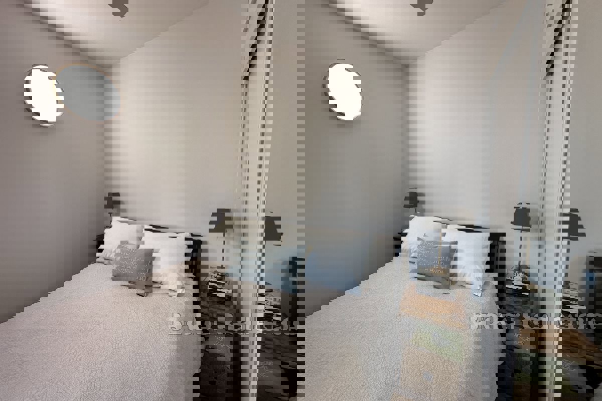 Appartamento con una camera da letto e vista mare