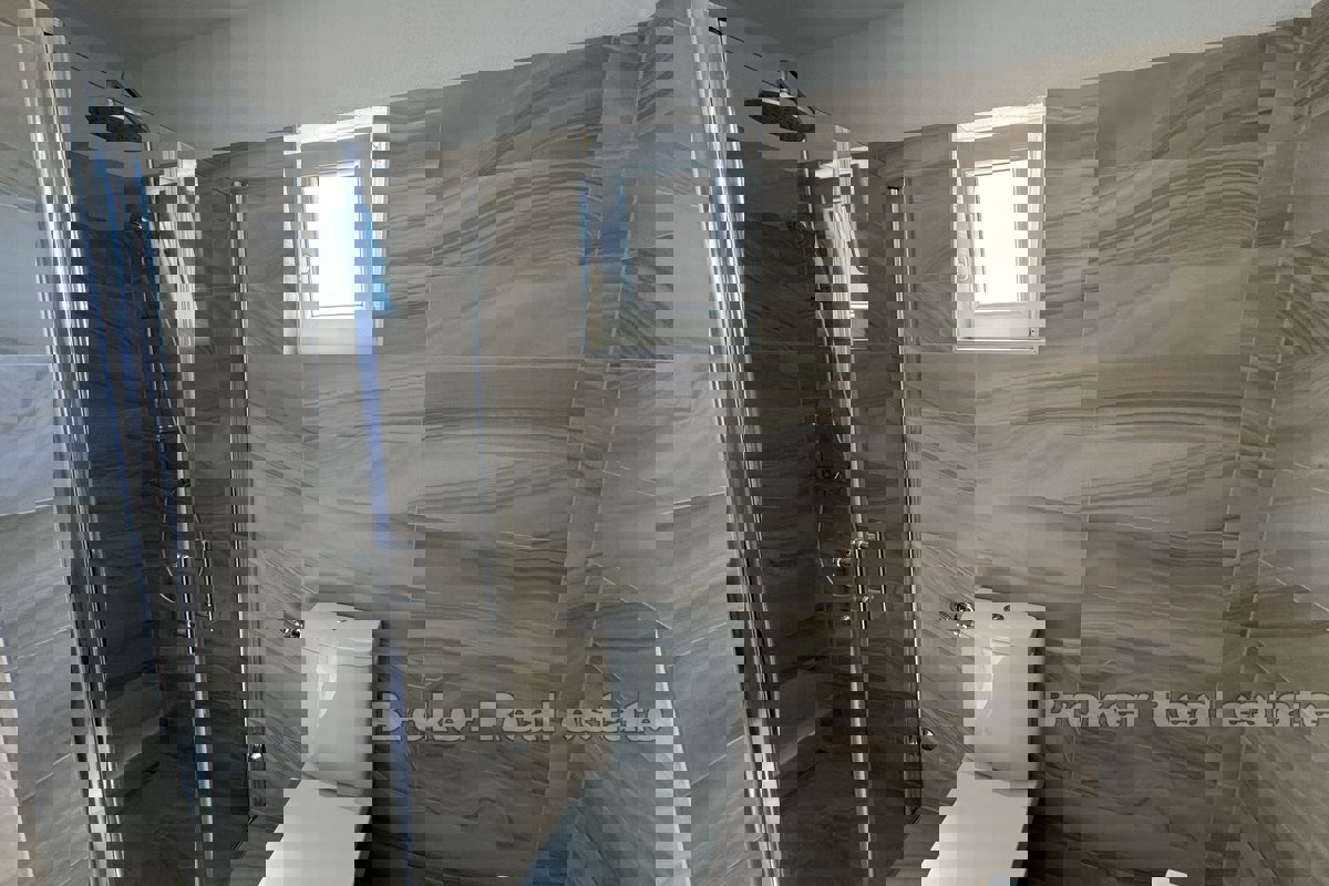 Proprietà funzionale con 3 appartamenti