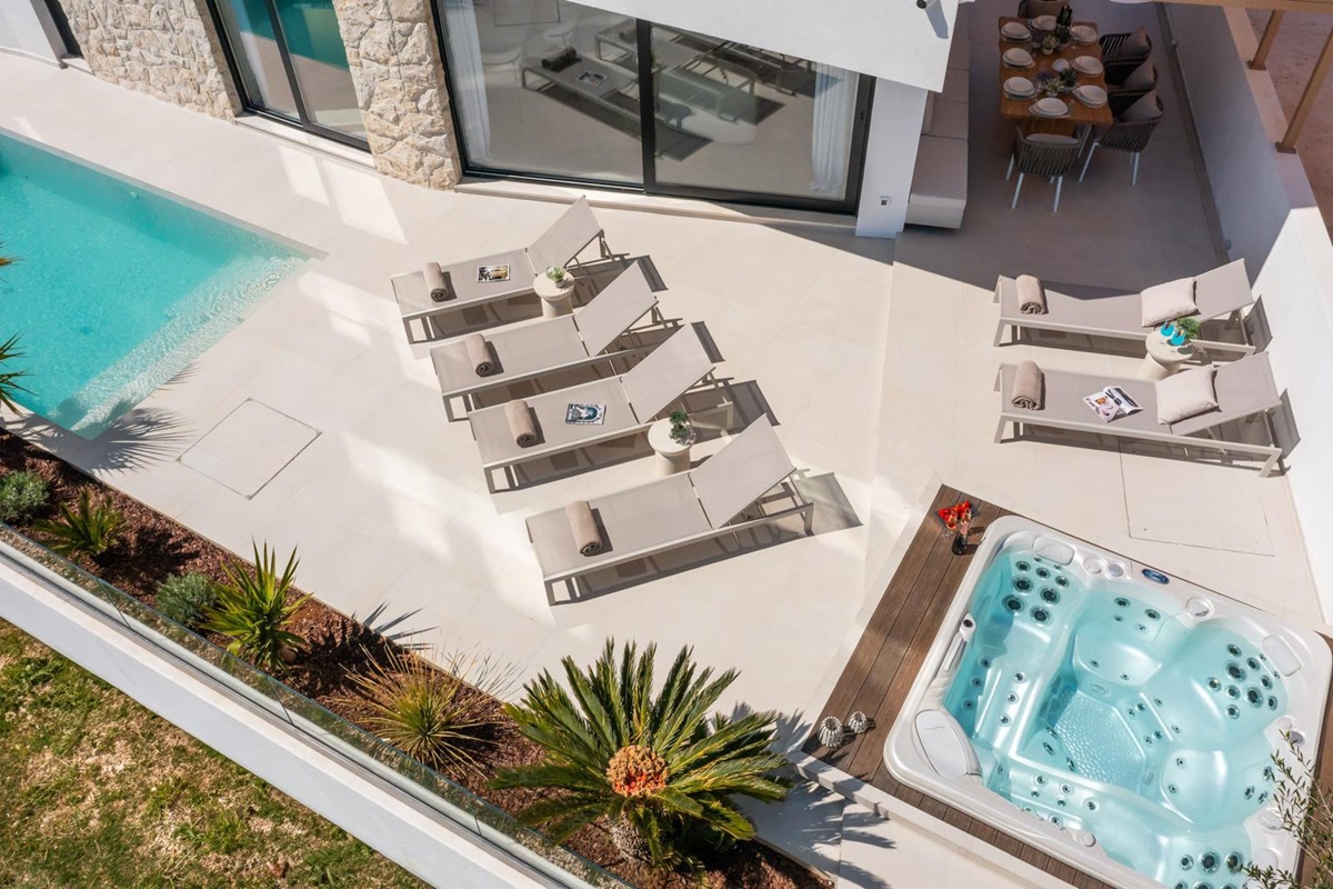 Villa sulla spiaggia, prima fila al mare