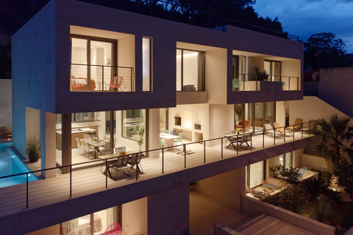 Villa di lusso con piscina e incantevole vista sul mare