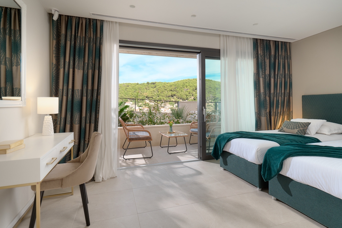 Villa di lusso con piscina e incantevole vista sul mare