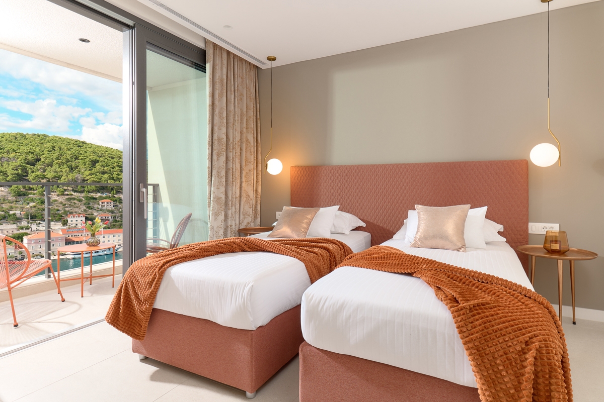 Villa di lusso con piscina e incantevole vista sul mare