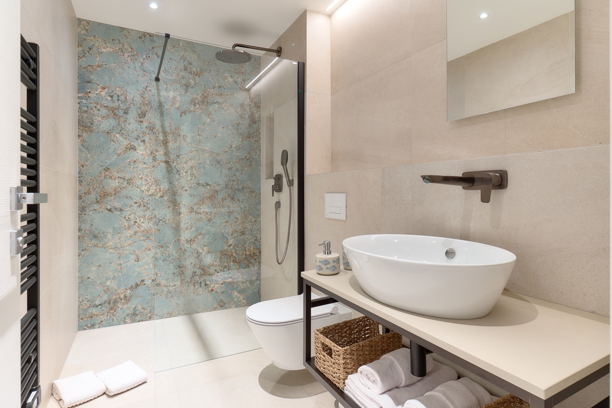 Villa di lusso con piscina e incantevole vista sul mare