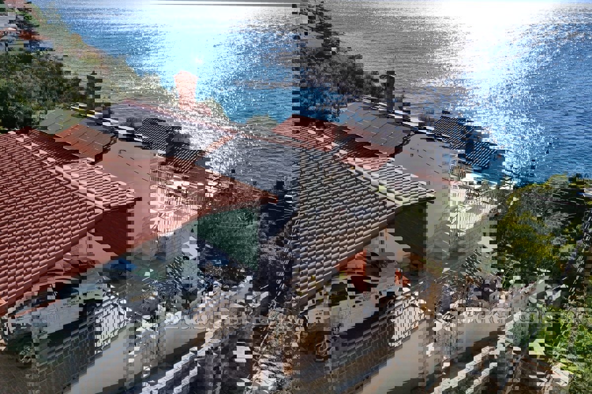 Casa indipendente in seconda fila dal mare
