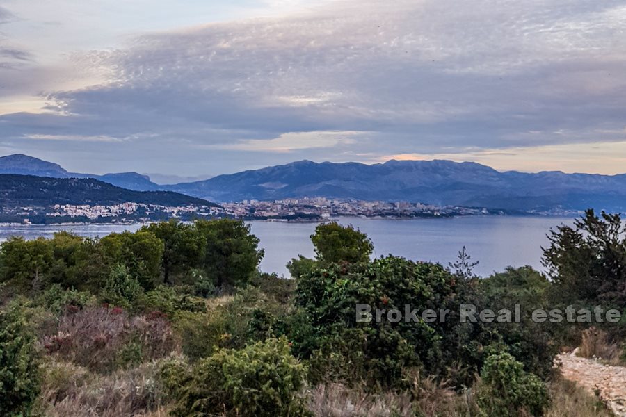 Terreno edificabile con vista mare