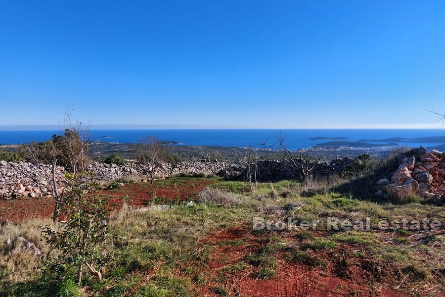 Terreno con vista mare aperto