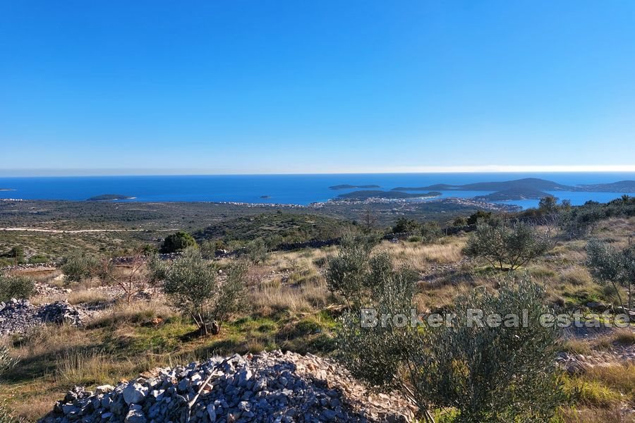 Terreno con vista mare aperto